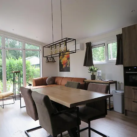 Nature-connected Modern Stay, Cleaning Included Дом отдыха