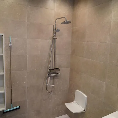 Дом отдыха Nature-connected Modern Stay, Cleaning Included *