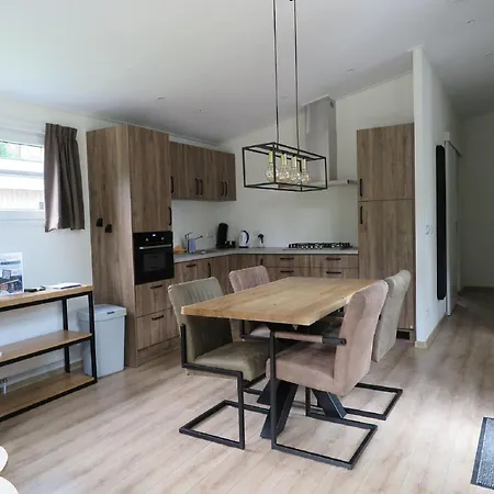 Nature-connected Modern Stay, Cleaning Included Дом отдыха