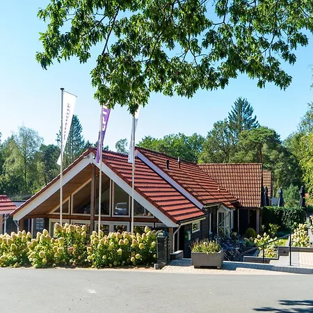 Nature-connected Modern Stay, Cleaning Included Дом отдыха Хундерло